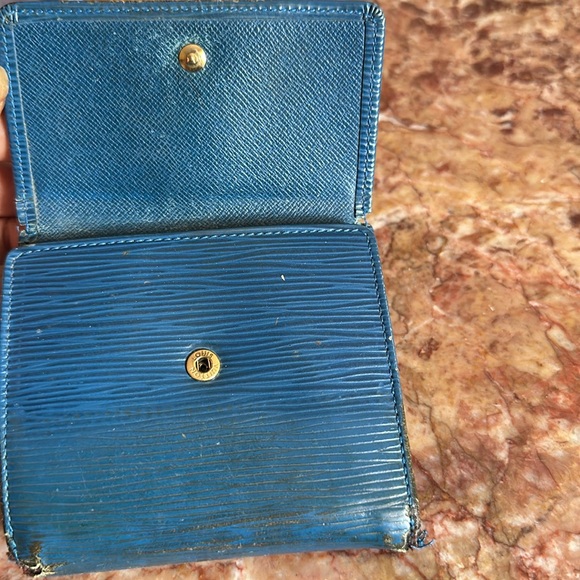 Louis Vuitton blue epi rehab wallet - Picture 15 of 15